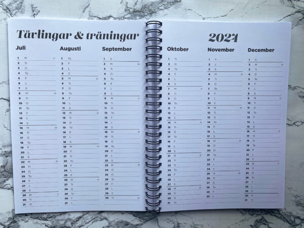 Kalenderboken häst